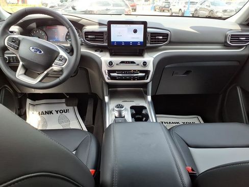 Used 2024 Ford Explorer XLT w/ Equipment Group 202A AWD/4WD image 14