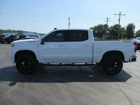 Used 2022 Chevrolet Silverado 1500 RST w/ Rally Edition AWD/4WD image 10
