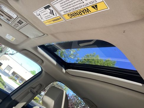 Used 2018 Honda CR-V EX-L image 3