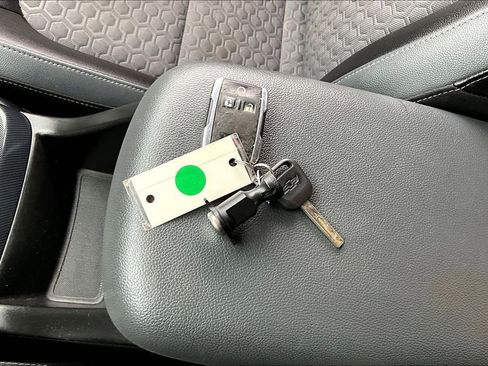 Used 2015 Chevrolet Colorado Z71 image 11