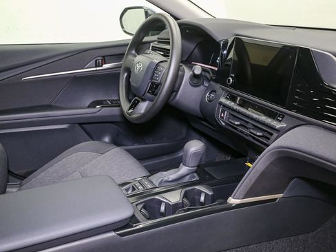 New 2026 Toyota Camry LE AWD/4WD image 14