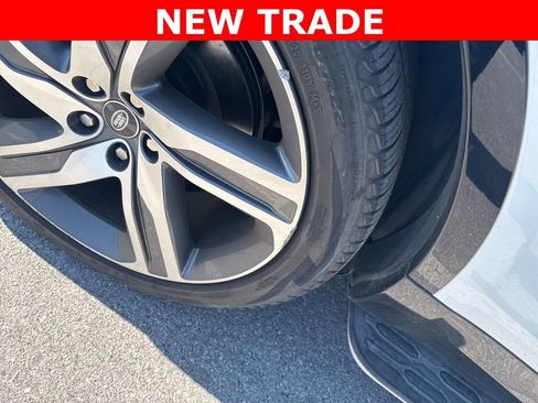 Used 2021 Land Rover Discovery HSE R-Dynamic image 15