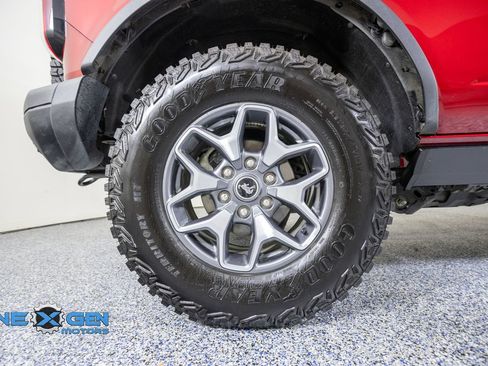 Used 2025 Ford Bronco Badlands AWD/4WD image 51