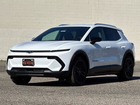 New 2026 Chevrolet Equinox EV LT w/ LPO, Blackout Package image 8