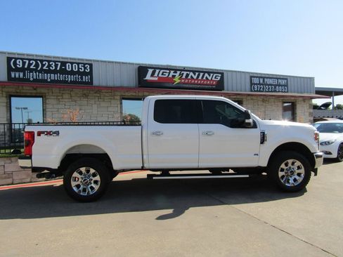 Used 2019 Ford F250 Lariat w/ Lariat Ultimate Package AWD/4WD image 5