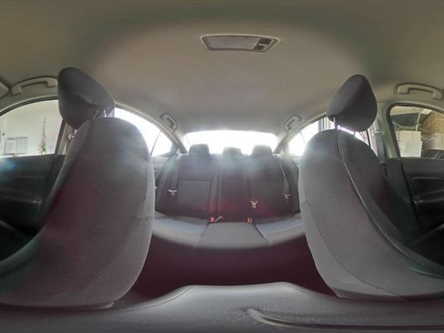 Used 2025 Nissan Versa SV FWD image 40