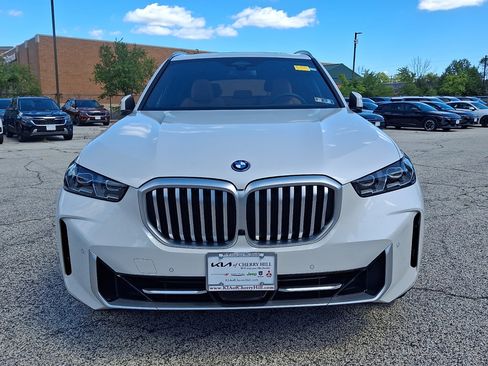 Used 2024 BMW X5 xDrive50e w/ Premium Package AWD/4WD image 8