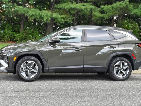 Used 2025 Hyundai Tucson SEL FWD image 3