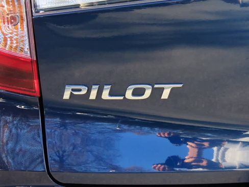 Certified 2022 Honda Pilot Sport image 7