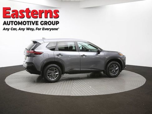 Used 2021 Nissan Rogue S image 44