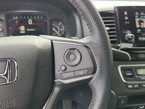 Certified 2024 Honda Passport TrailSport image 21