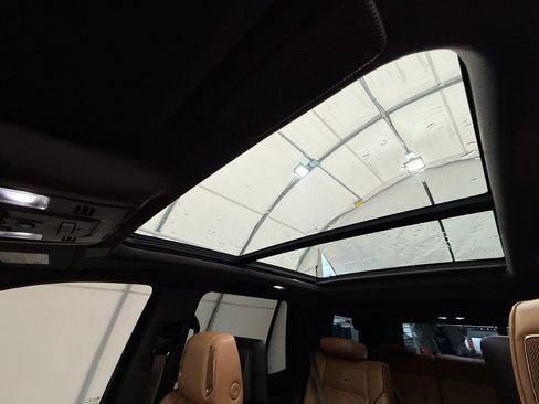 Used 2021 Cadillac Escalade Premium Luxury w/ Driver Assist Tech Package image 51