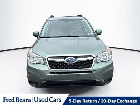 Used 2015 Subaru Forester 2.5i Premium AWD/4WD image 2