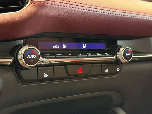 New 2026 MAZDA MAZDA3 2.5 S Hatchback w/ Premium Pkg image 26