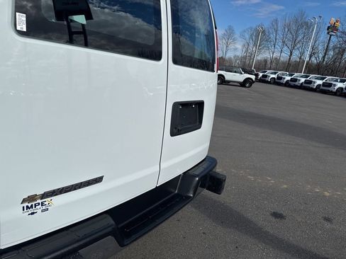 Used 2024 Chevrolet Express 2500 w/ Driver Convenience Package RWD image 26