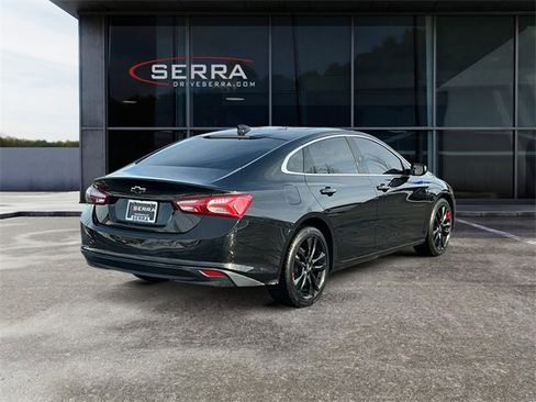 Used 2022 Chevrolet Malibu LT w/ Redline Edition image 5