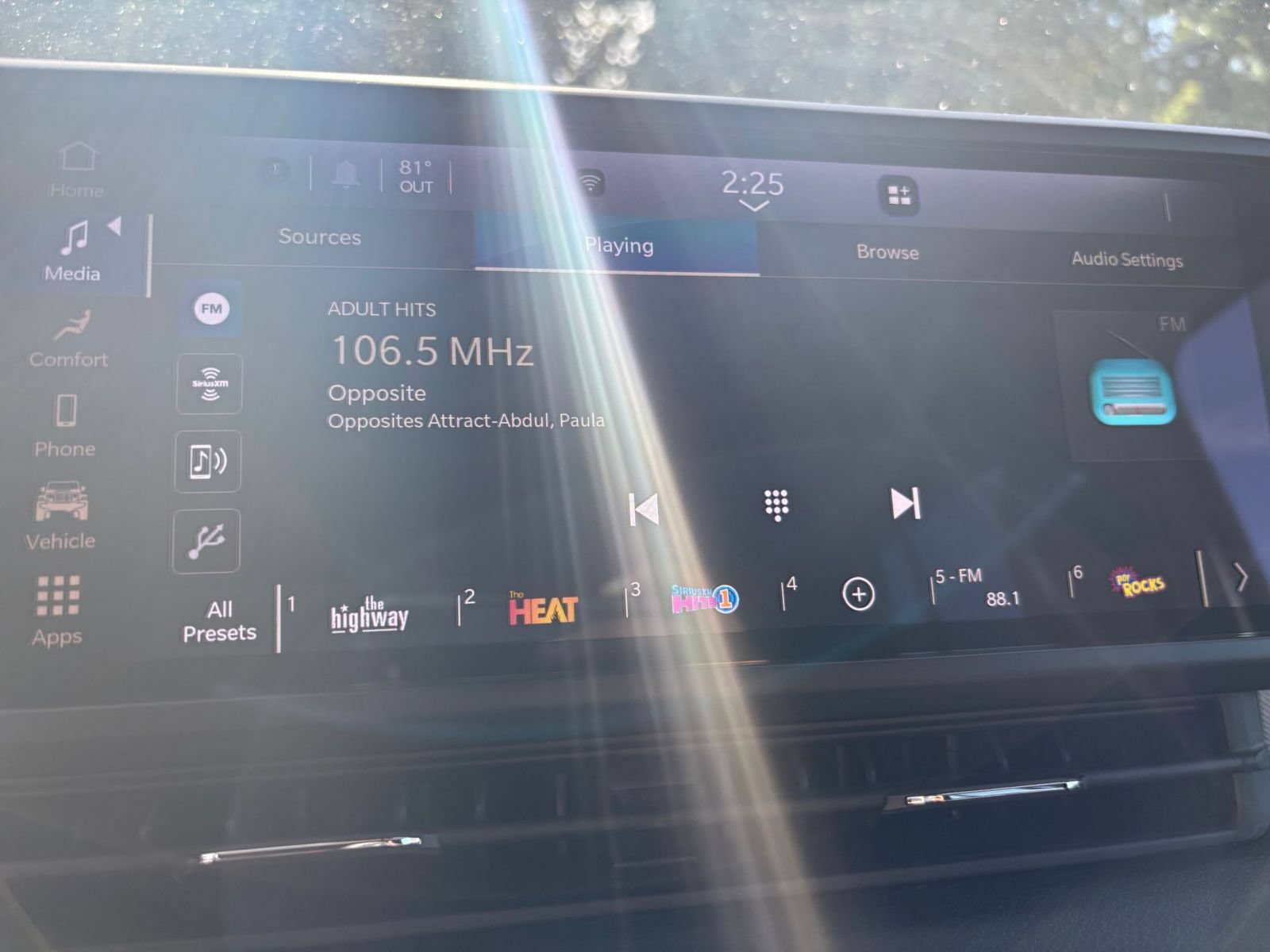 Used 2025 Jeep Wrangler Unlimited Sport AWD/4WD image 19