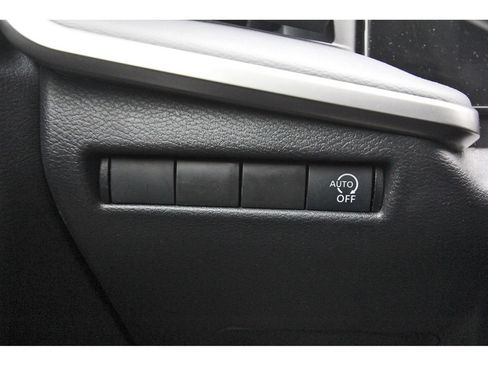Used 2025 Nissan Kicks S FWD image 22