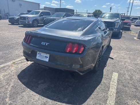 Used 2017 Ford Mustang GT w/ GT Performance Package RWD image 7