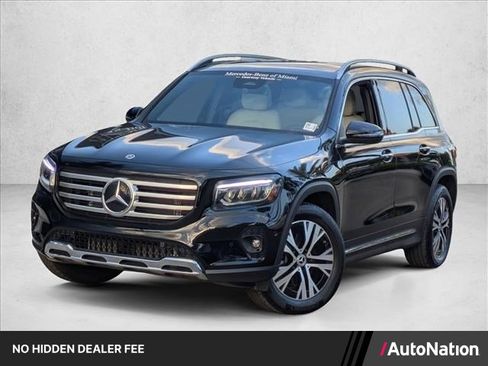 Used 2026 Mercedes-Benz GLB 250 image 1