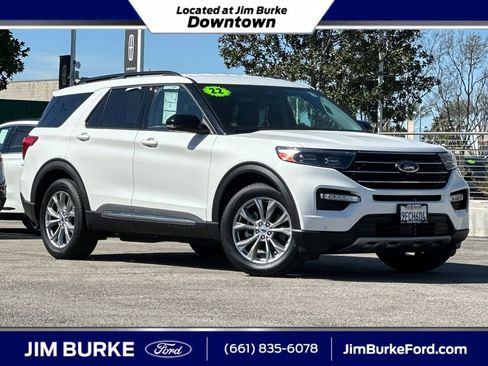 Certified 2022 Ford Explorer XLT w/ Equipment Group 202A image 1