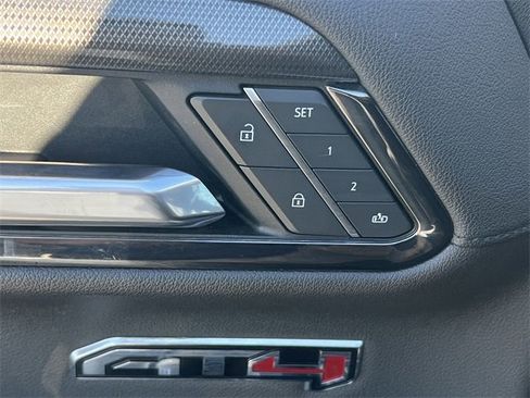 Used 2022 GMC Sierra 1500 AT4 w/ Technology Package image 16