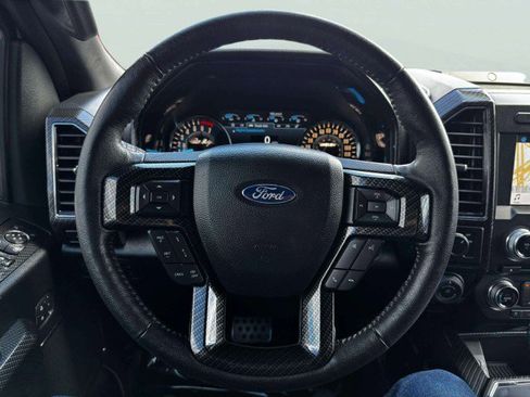 Used 2018 Ford F150 Lariat w/ Equipment Group 502A Luxury image 33