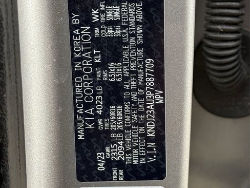 Used 2023 Kia Soul LX w/ LX Technology Package image 29