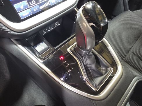 Used 2025 Subaru Legacy Premium AWD/4WD image 24