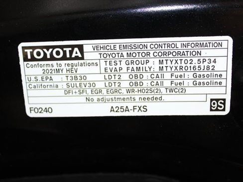 Certified 2021 Toyota Highlander XLE image 49