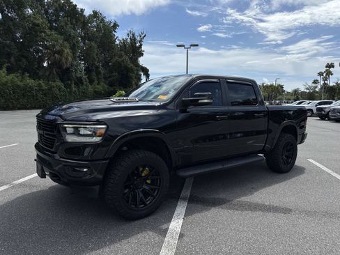 Used 2021 RAM 1500 Laramie AWD/4WD image 7