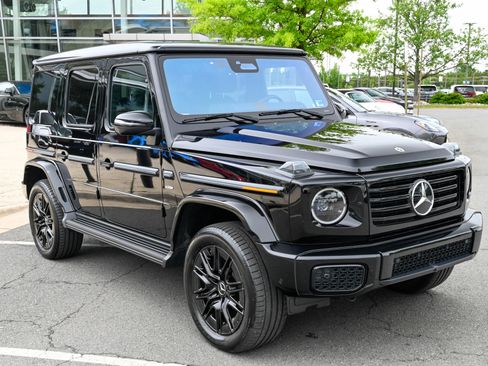 Used 2025 Mercedes-Benz G 580 w/ EQ Technology image 3