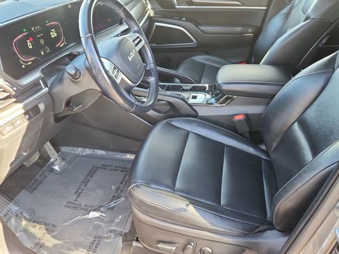 Used 2023 Kia Telluride S w/ S Sunroof Package image 7