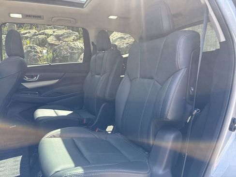 Used 2022 Subaru Ascent Limited w/ Technology Package AWD/4WD image 19