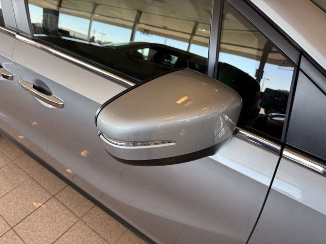 Used 2019 Honda Odyssey EX-L image 12