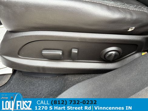 Used 2016 Chevrolet Traverse LT image 18