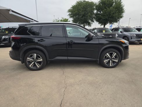 Used 2024 Nissan Rogue SL w/ SL Premium Package FWD image 2