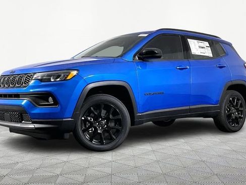 New 2026 Jeep Compass Latitude AWD/4WD image 1