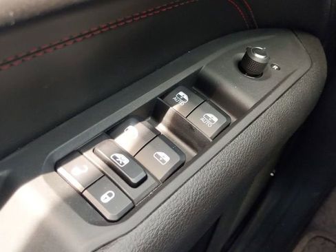 Used 2023 Jeep Compass Trailhawk w/ Trailhawk Elite Group image 22