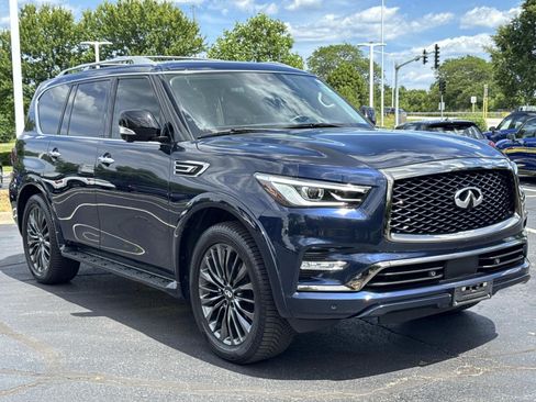 Used 2024 INFINITI QX80 Premium Select w/ Cargo Package AWD/4WD image 3