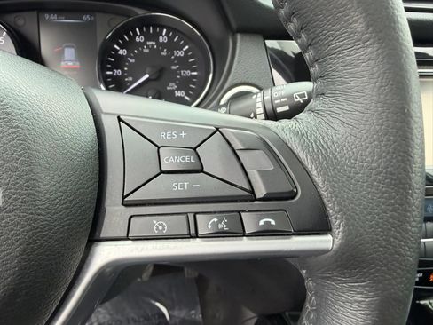 Used 2017 Nissan Rogue SL w/ SL Premium Package AWD/4WD image 20