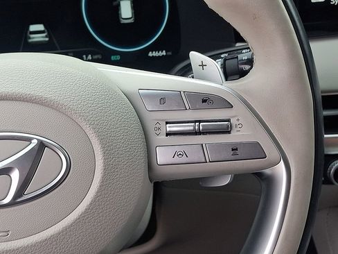 Used 2023 Hyundai Palisade Calligraphy image 25