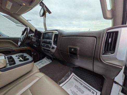 Used 2018 GMC Sierra 1500 SLT w/ SLT Premium Package image 23