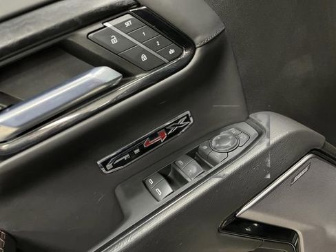 Used 2022 GMC Sierra 1500 AT4X image 32