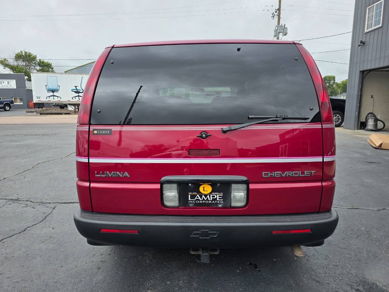 Used 1995 Chevrolet Lumina APV FWD image 8