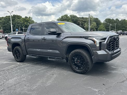 Used 2025 Toyota Tundra Limited w/ TRD Off-Road Package AWD/4WD image 2