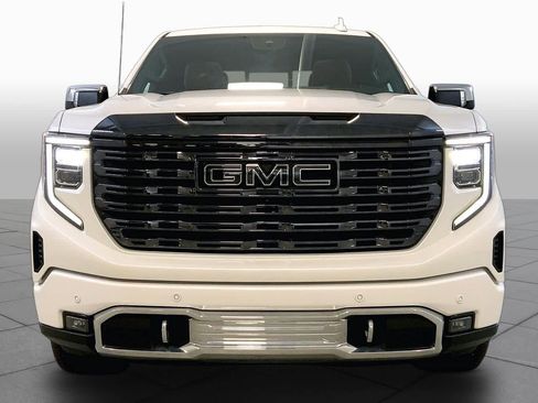 Used 2024 GMC Sierra 1500 Denali Ultimate AWD/4WD image 3