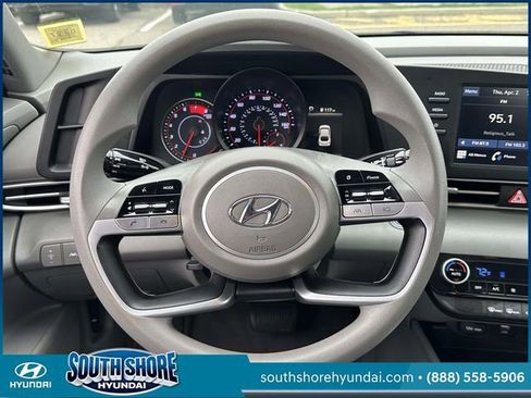 Certified 2023 Hyundai Elantra SEL w/ Cargo Package image 15