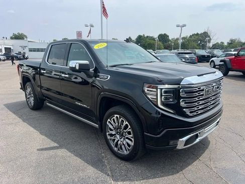 Used 2023 GMC Sierra 1500 Denali w/ Technology Package AWD/4WD image 3