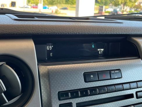 Used 2010 Ford F150 Raptor image 25